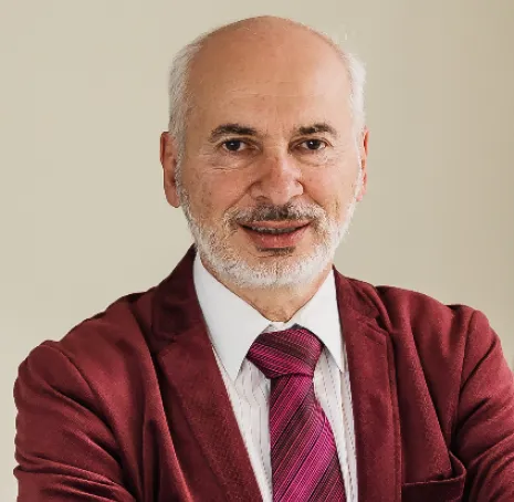 Engagé dans le mouvement mutualiste depuis les années 1990, Jean-Luc Pinède est également Administrateur d’AÉSIO mutuelle et préside la Mutualité française Sud Rhône-Alpes, membre du groupe AÉSIO Santé.