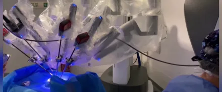 Arrivée du robot Da Vinci à la Clinique Mutualiste AÉSIO Santé en mars 2023